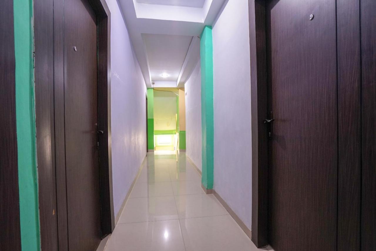 Hotel Oyo 1495 Lendosis 2*