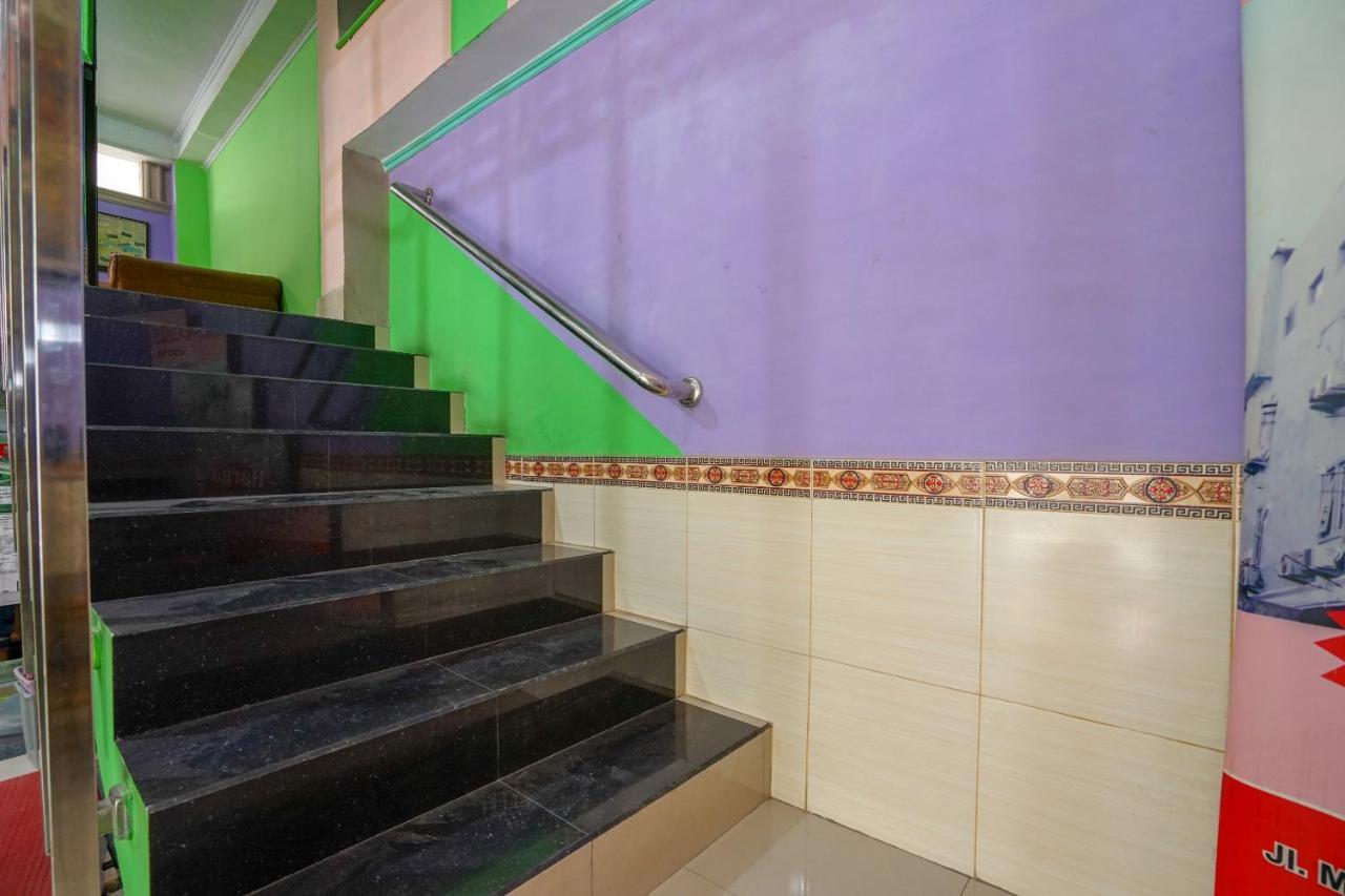 Hotel Oyo 1495 Lendosis 2*